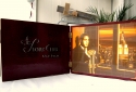 Box - Stork Club - Open light on